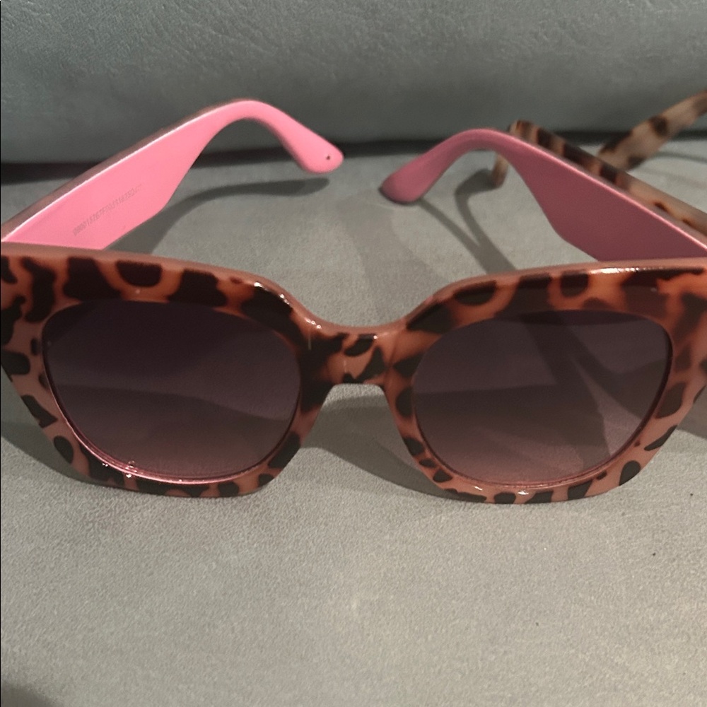 Leopard Print Sunglasses $25 each Brown available - Picture 2 of 3